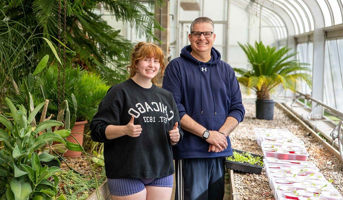 Professor Collier and Sarah Fitterer Biology Research